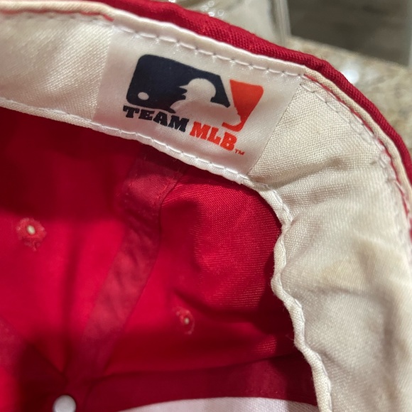 Cincinnati Reds hat - Picture 4 of 4